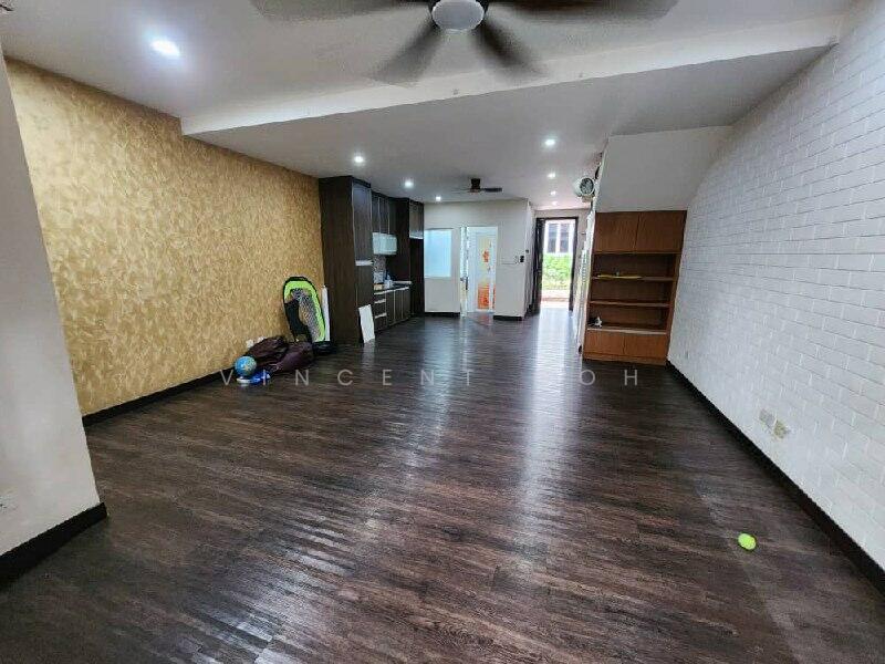Adora Courtyard Apartments - 4