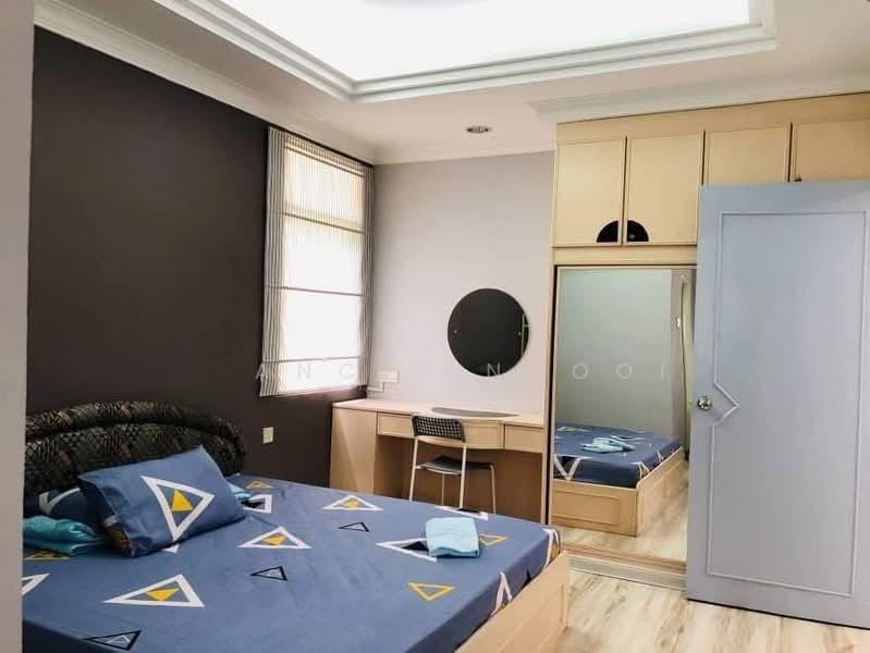 Bayu Emas Apartments - 5