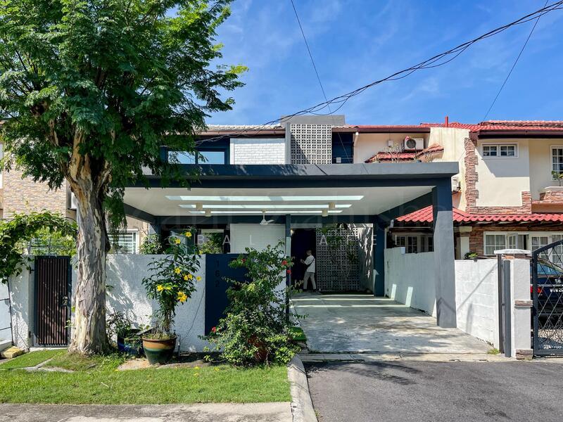 Lorong Maarof, Bangsar - 1