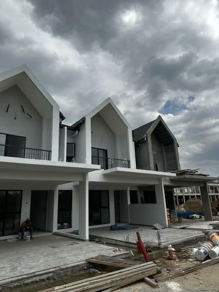 Taman Pinggiran Cyber - 2