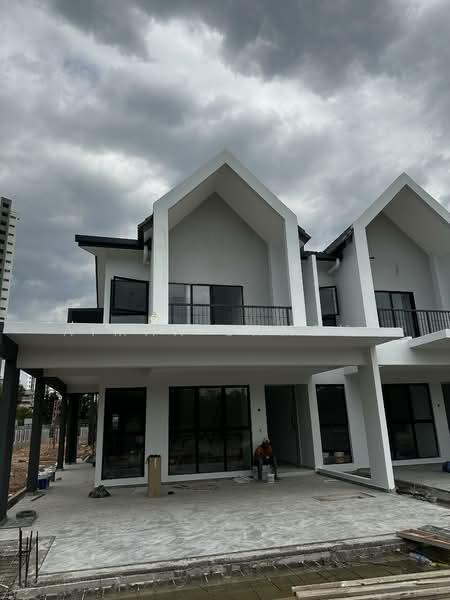 Taman Pinggiran Cyber - 1