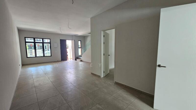TAMAN KRUBONG HEIGHTS - 4