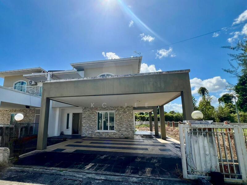 Tabuan tranquility double storey Semi-D - 1