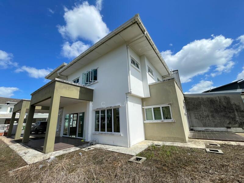 Tabuan tranquility double storey Semi-D - 2