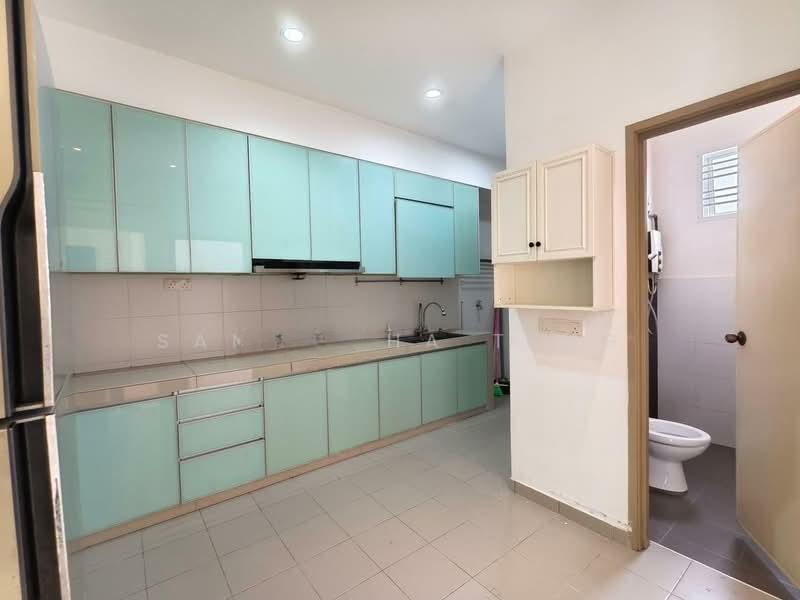 Setia Indah@Precint 10 - 4