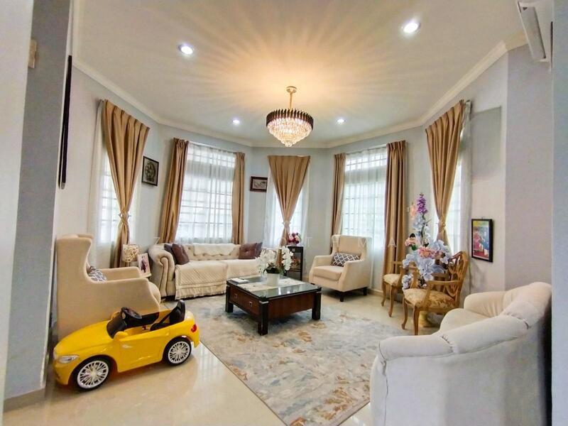 Lavender Heights - 3