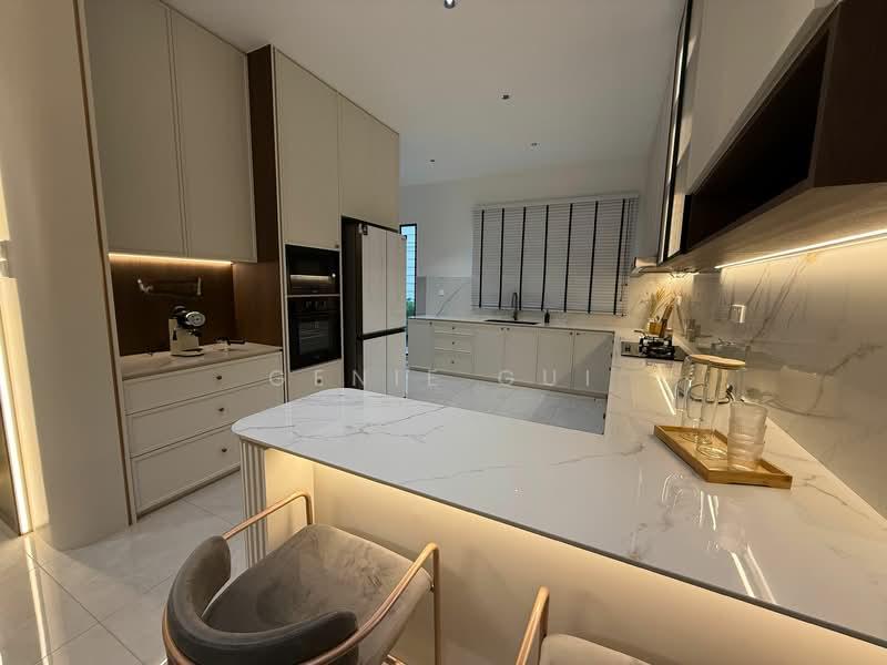 Semi-Detached House at Bandar Bukit Puchong 2 - 5