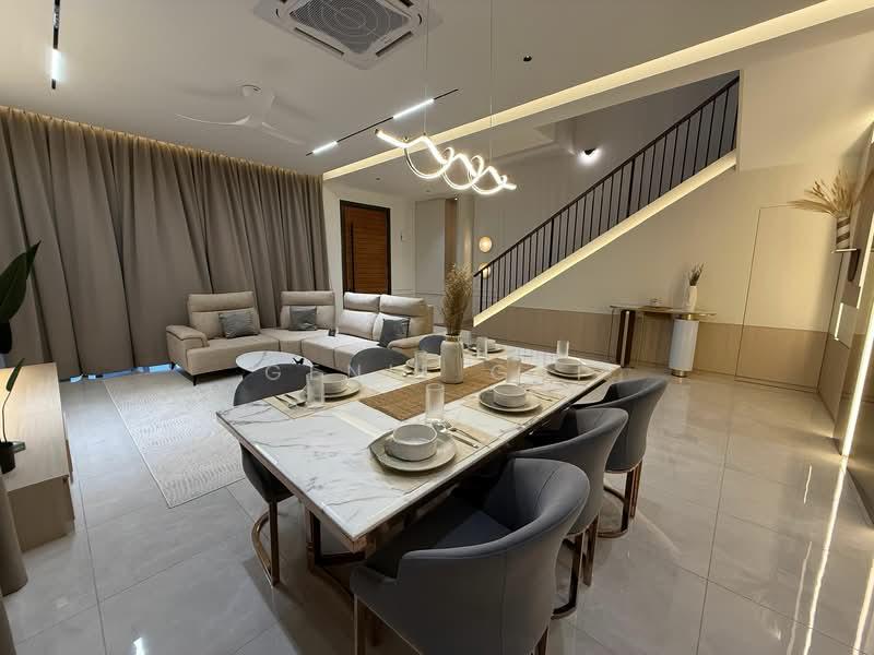 Semi-Detached House at Bandar Bukit Puchong 2 - 4