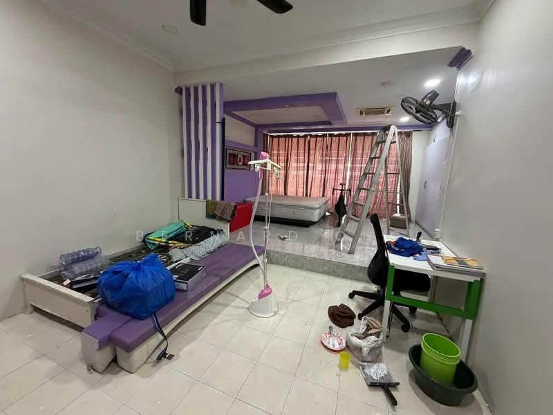 Kota Puteri Seksyen 5 - 5