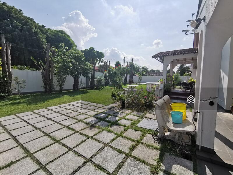 Corner SemiD Jalan ss21/xx, Damansara Utama - 2