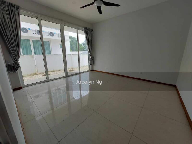 Bungalow @ Senibong Cove - 5