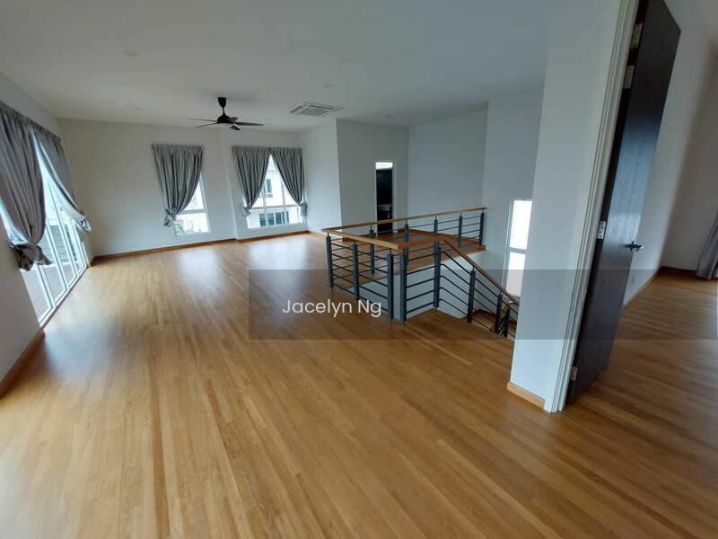 Bungalow @ Senibong Cove - 3