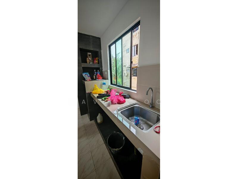 Flat Taman Ungku Tun Aminah - 5