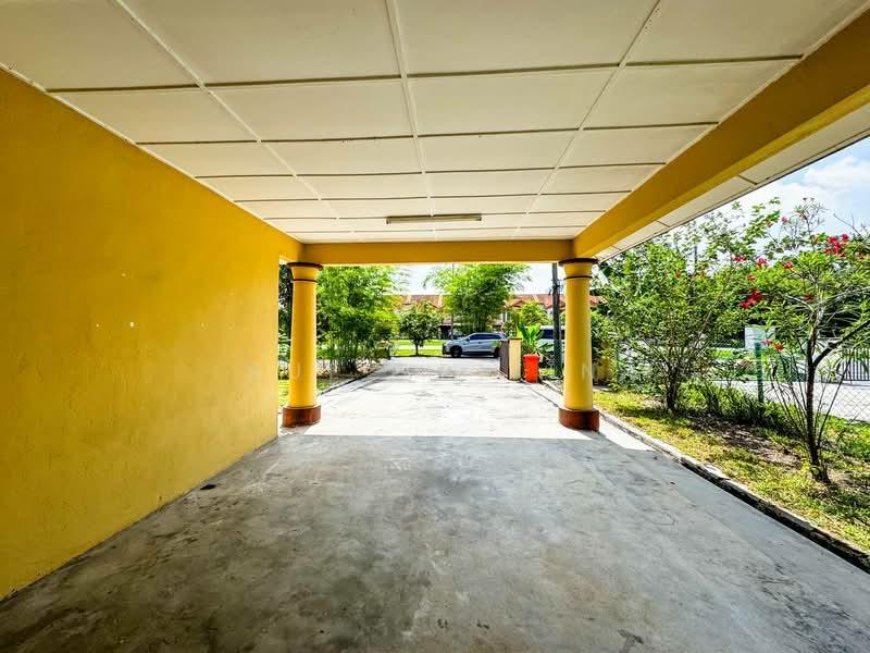 Bandar Mahkota Banting - 3