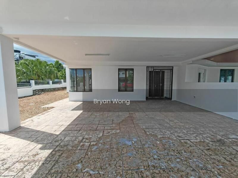 Semi-D house at Kajang - 4