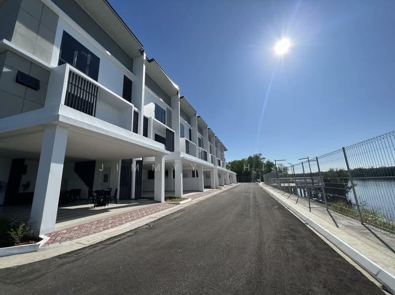 Alyvia Residence - 2