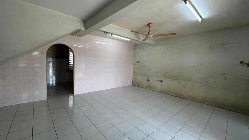 Anjung Bercham Utara - 1