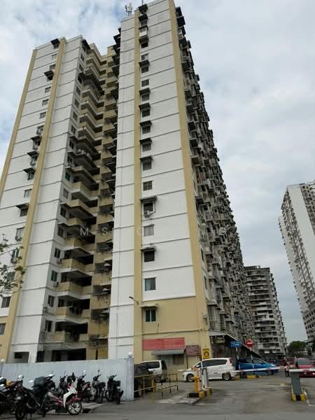 I-Park Apartment - 1