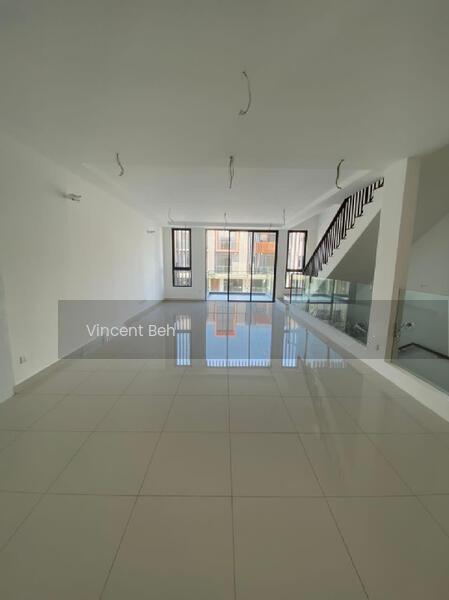 Taman Puchong Legenda - 1