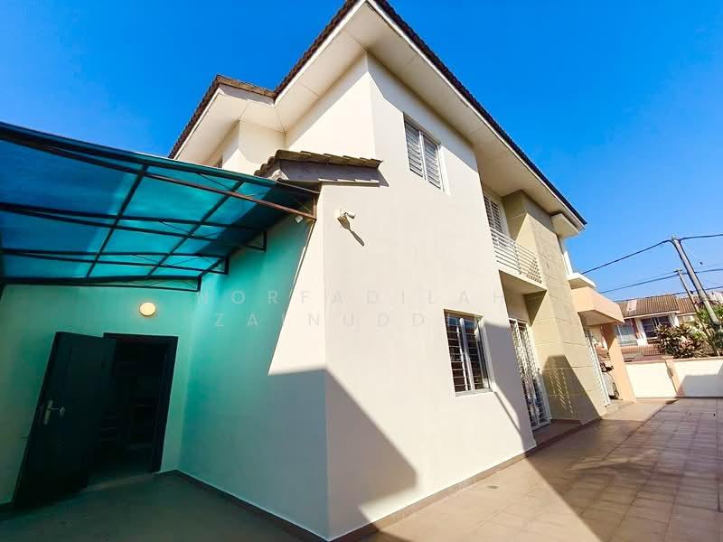 Bandar Country Homes - 5