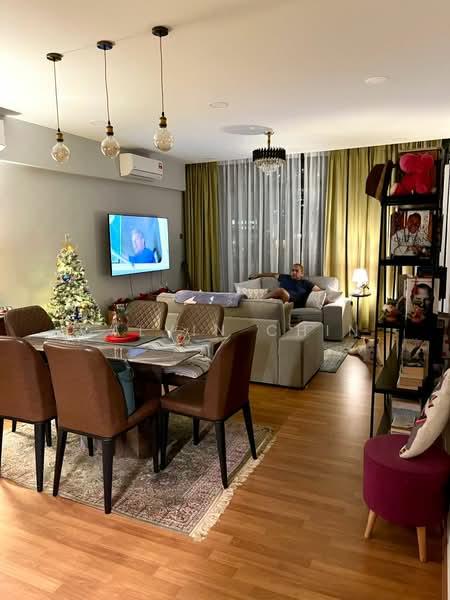 The Capers @ Sentul East - 2