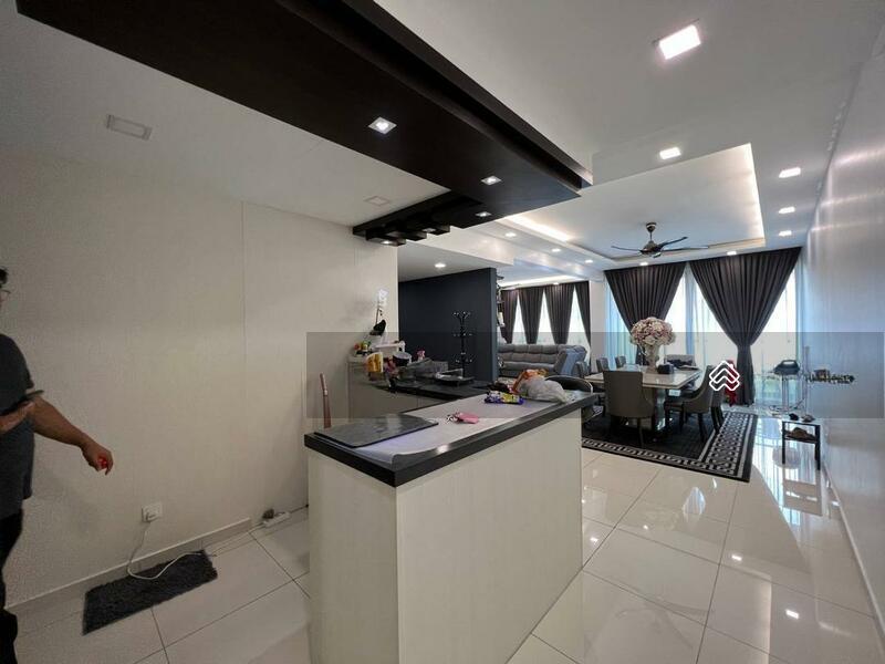 Infiniti 3 Residences - 4