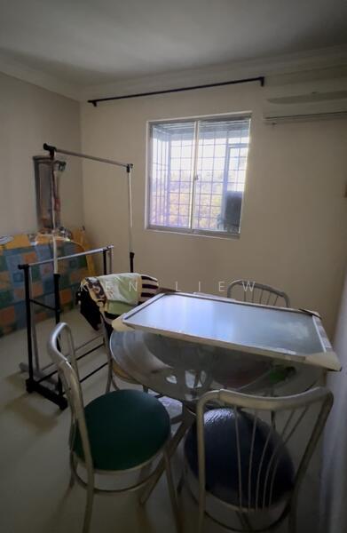 Flat PKNS Seksyen 20 - 5