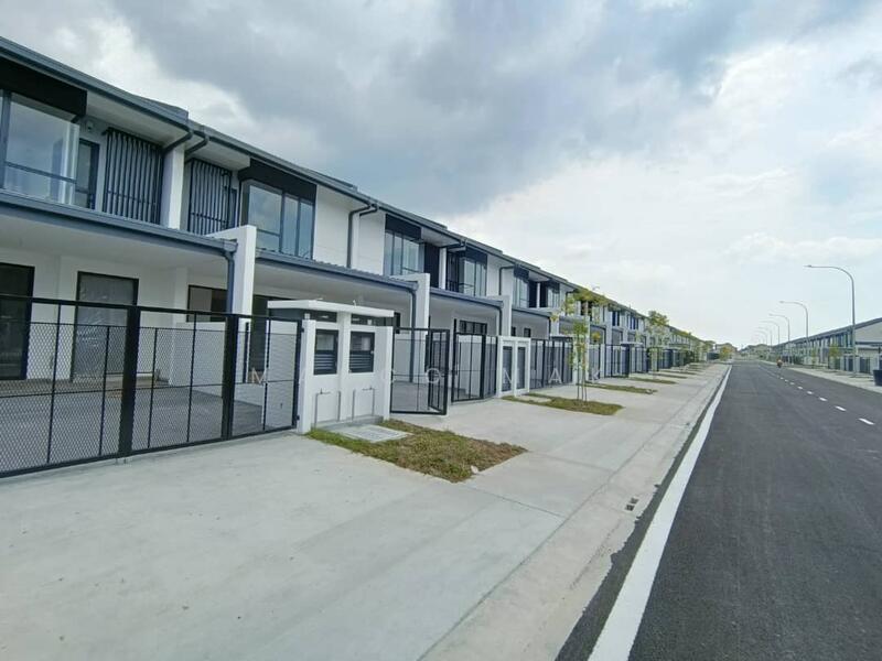 Nadira 3 @ Bandar Bukit Raja - 1