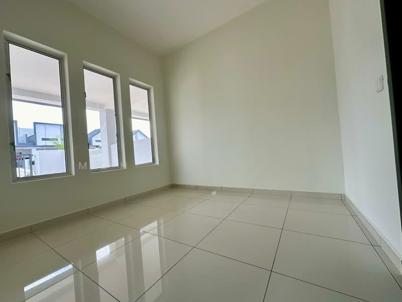 Kampung Jenderam Hilir - 4