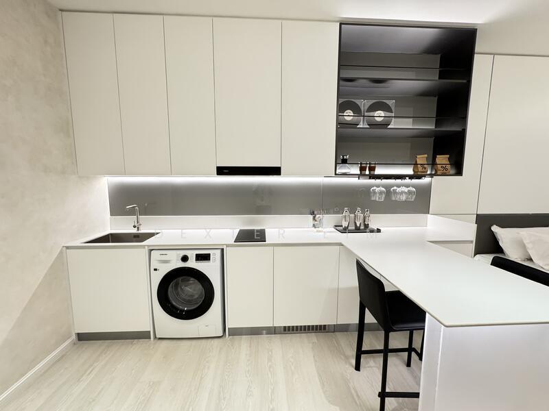 Armani Hallson KLCC - 2