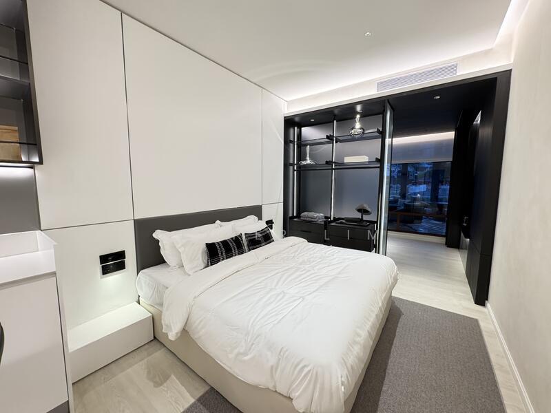 Armani Hallson KLCC - 4