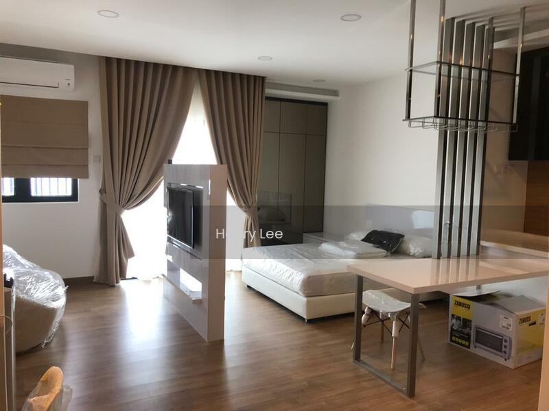 Symphony Tower (Menara Simfoni) - 1