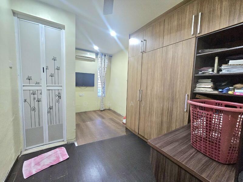 Putra heights CORNER LOT - 4