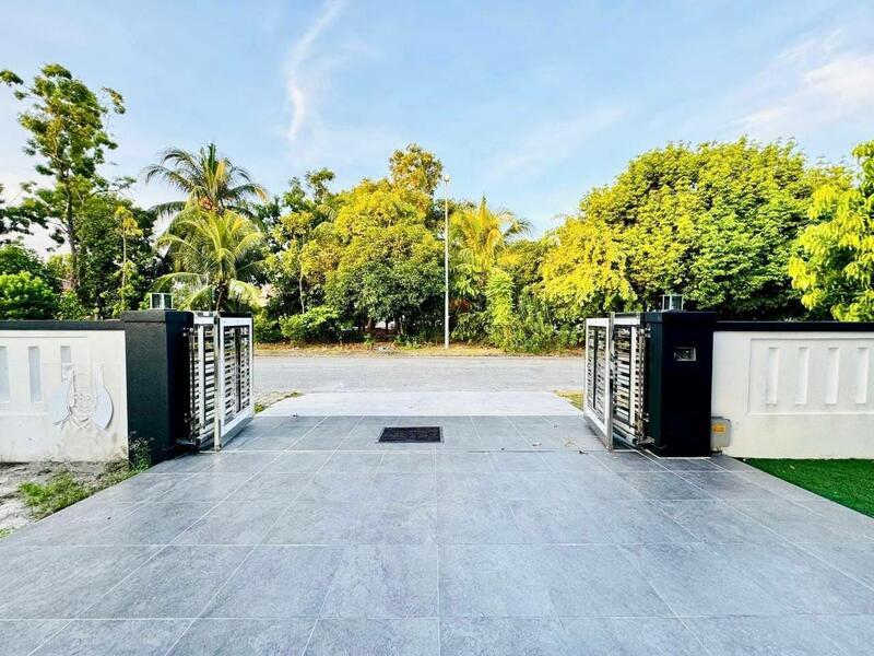 Corner Lot 2 Storey Terrace Jalan Platinum Seksyen 7 Shah Alam - 4