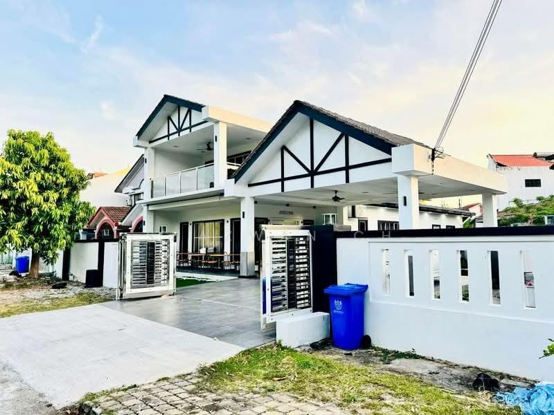 Corner Lot 2 Storey Terrace Jalan Platinum Seksyen 7 Shah Alam - 2
