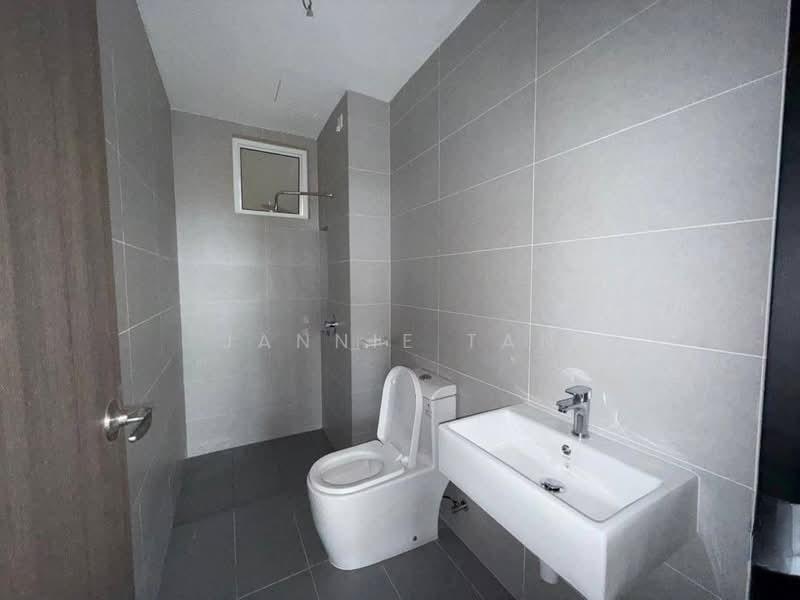 TRELLIS RESIDENCES - 2