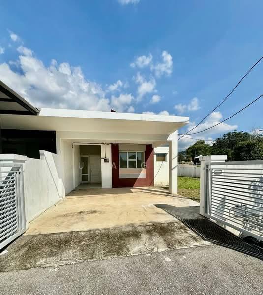 Corner Lot Bandar Seri Astana - 1