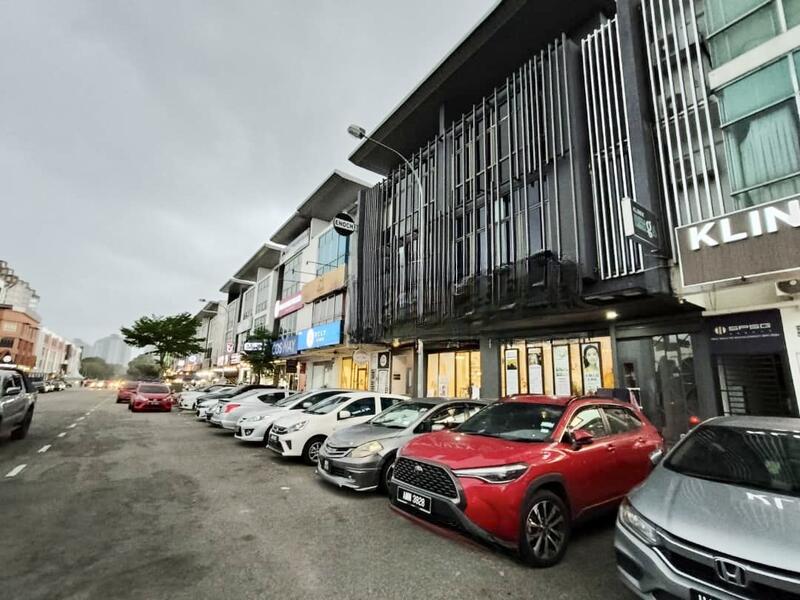 Perma Jaya Perma Jaya Permas Jayas - 1