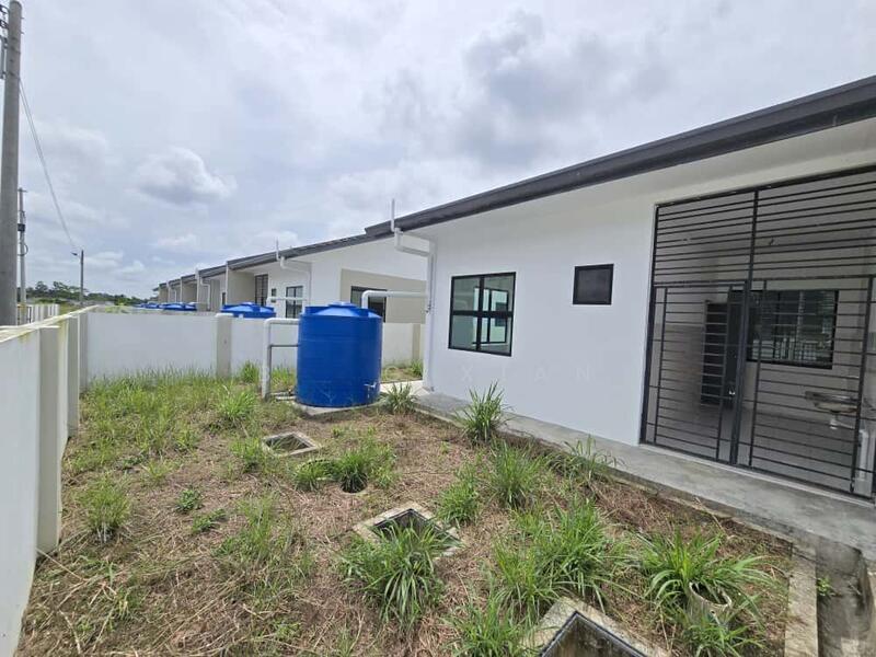 10th Mile Single Storey Corner - 2