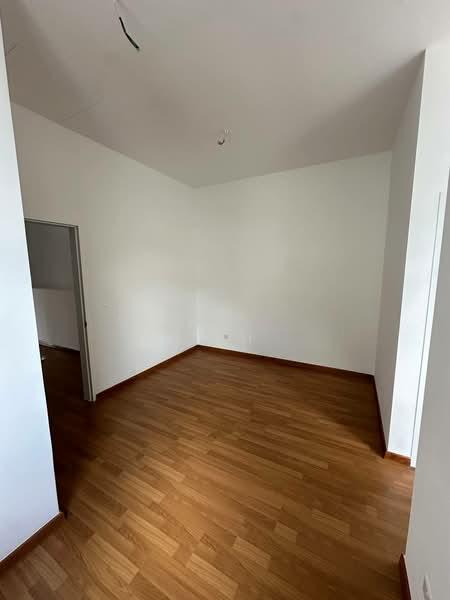 RESIDENSI BOTANI 3 - 3