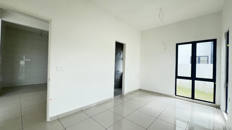 TTDI Grove - 5