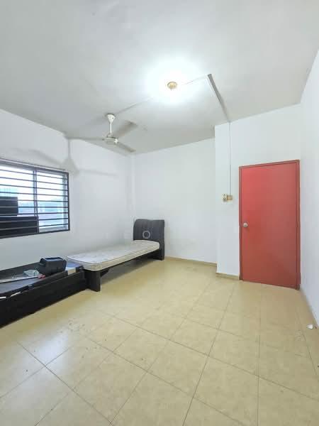 Datin Halimah Condominium - 4