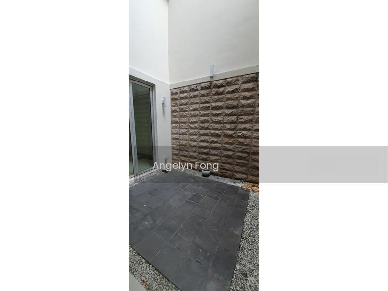 Villa aseana Mont kiara Terrace house - 5