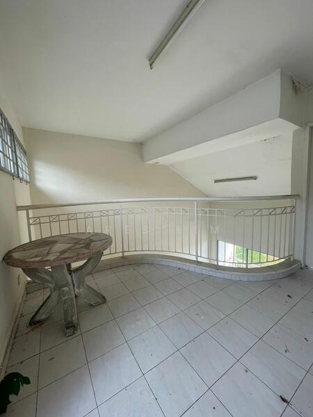 Nilai Santalia - 5