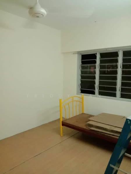 Bukit Jambul Indah Apartment - 4