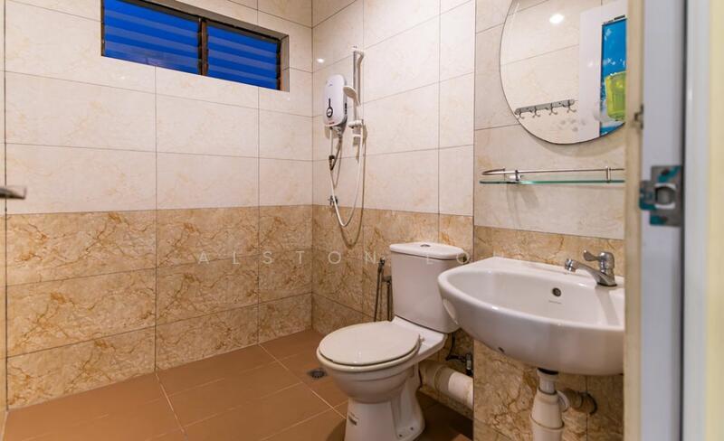 Eden Seaview Condominium - 4