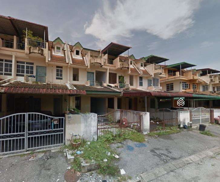 Below Market Value; 2.5 Storey Terrace House @ Taman Pelangi - 1