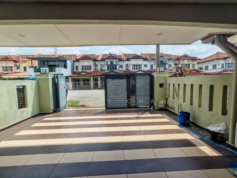 Bandar Bukit Tinggi 2 - 1