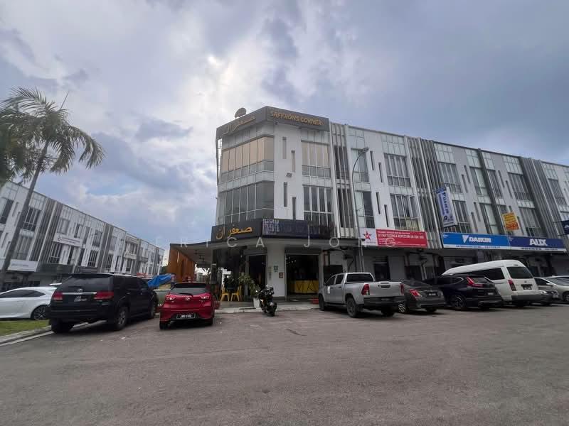 Taman Megah Ria - 4