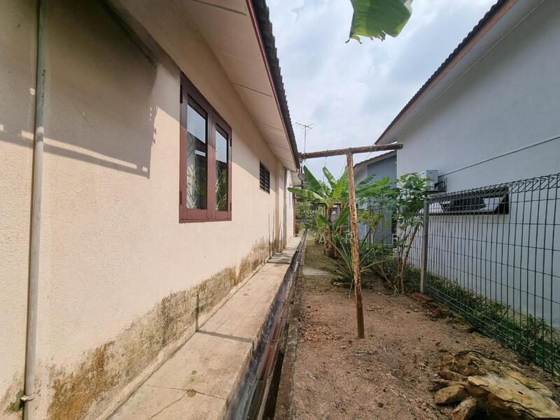 Bungalow 1 Storey Ss1 Kampung Tunku Petaling Jaya - 5